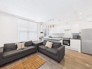 LIVING - click for photo gallery